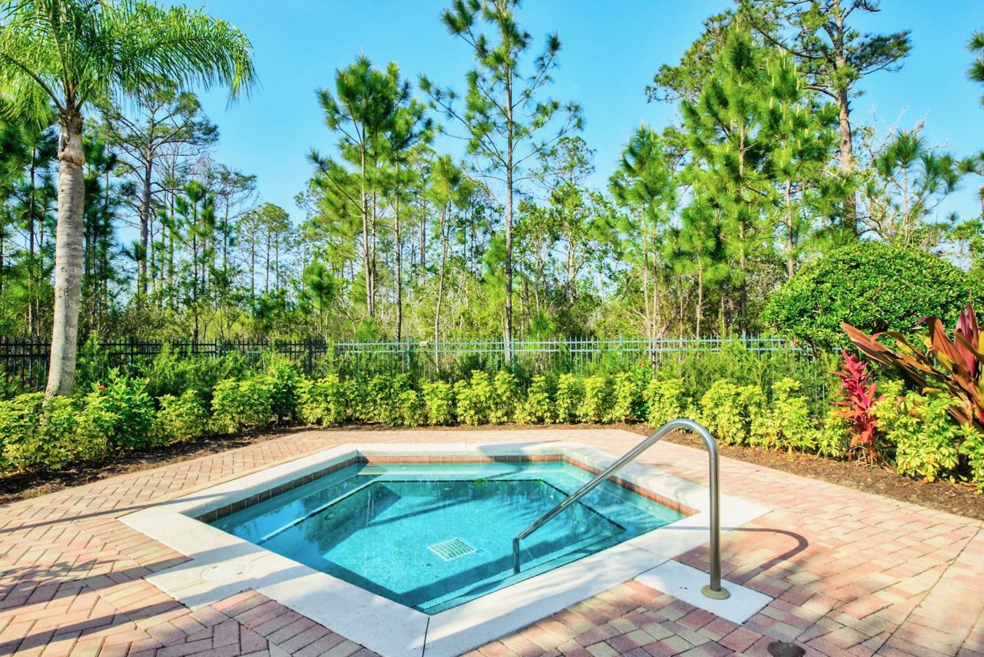 Bright & Modern 2Br Condo With Pool & Hot Tub, Near Disney! Orlando Eksteriør billede