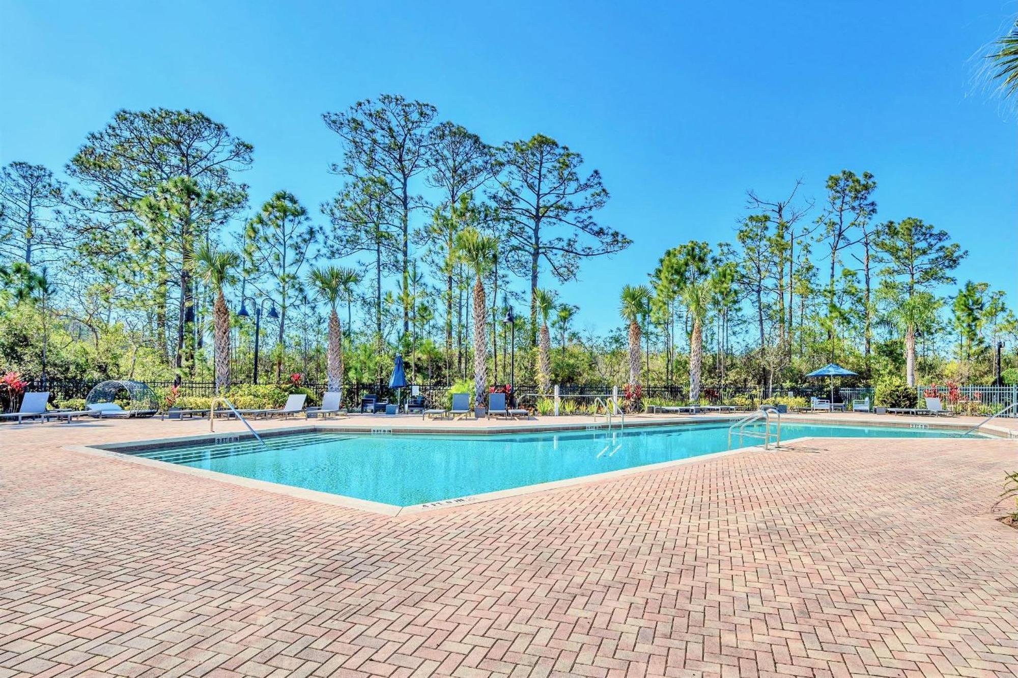 Bright & Modern 2Br Condo With Pool & Hot Tub, Near Disney! Orlando Eksteriør billede