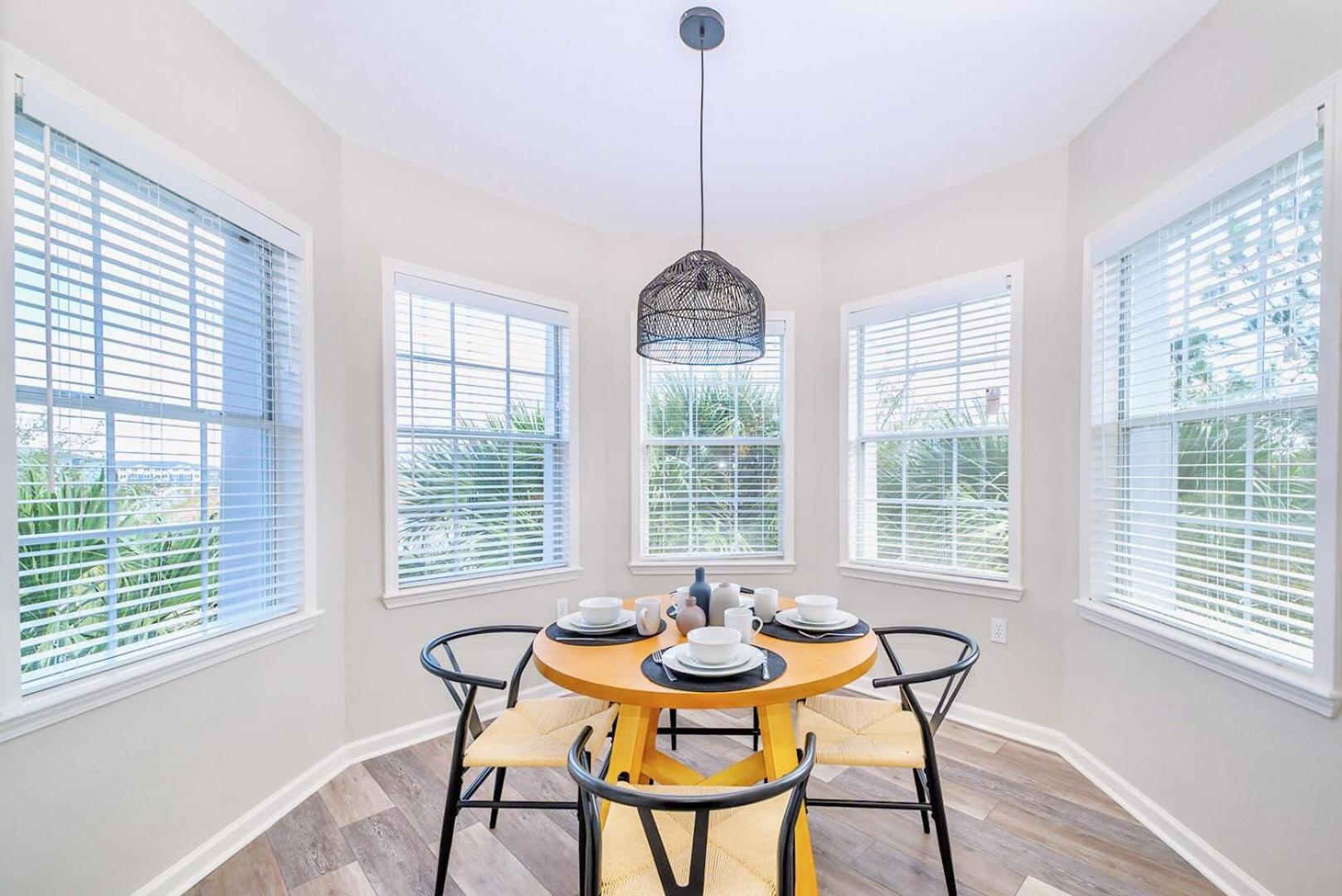 Bright & Modern 2Br Condo With Pool & Hot Tub, Near Disney! Orlando Eksteriør billede