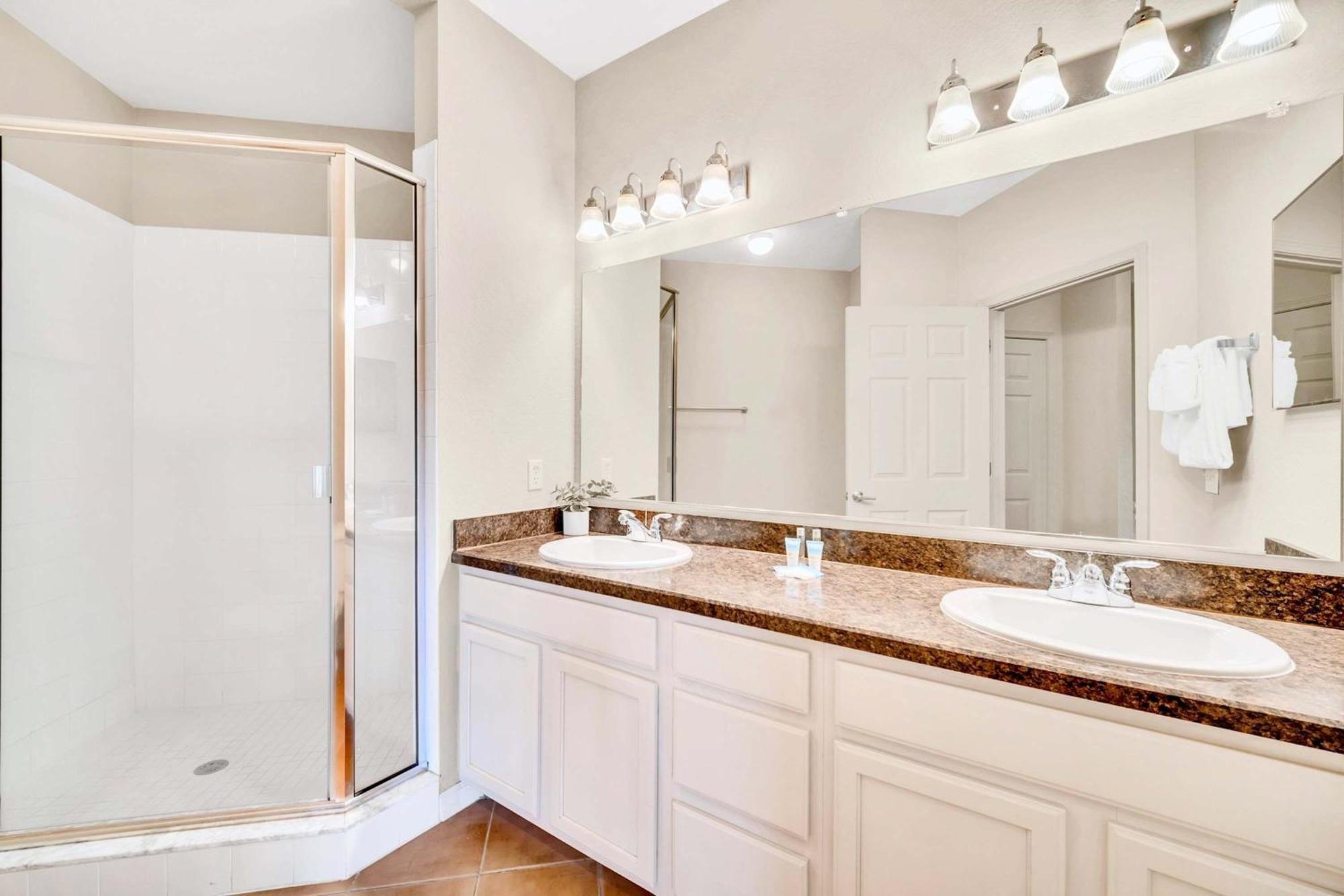 Bright & Modern 2Br Condo With Pool & Hot Tub, Near Disney! Orlando Eksteriør billede