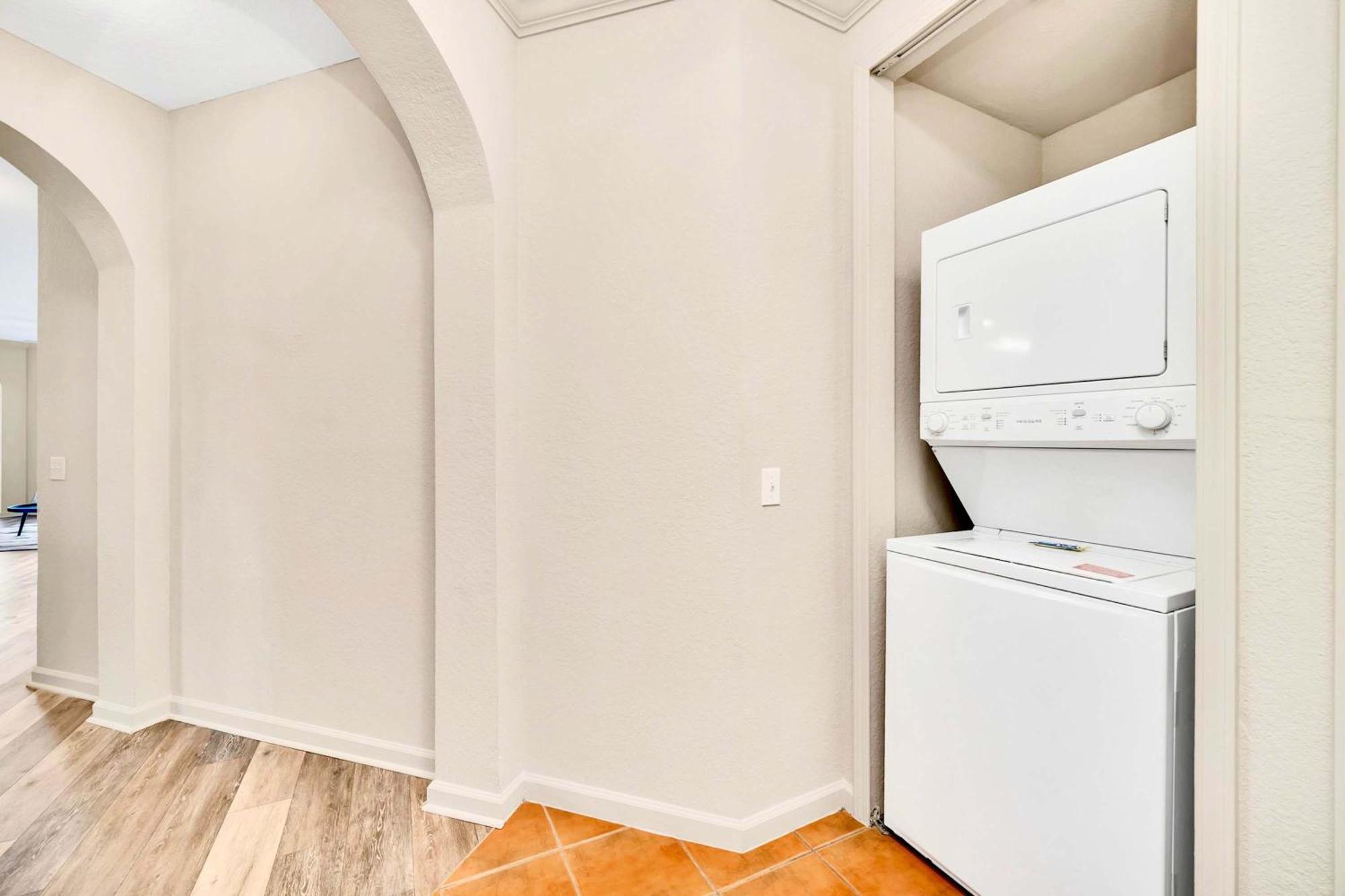 Bright & Modern 2Br Condo With Pool & Hot Tub, Near Disney! Orlando Eksteriør billede